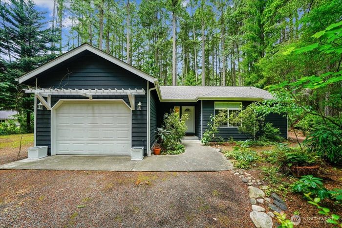 Lead image for 10002 Edgewood Drive Anderson Island