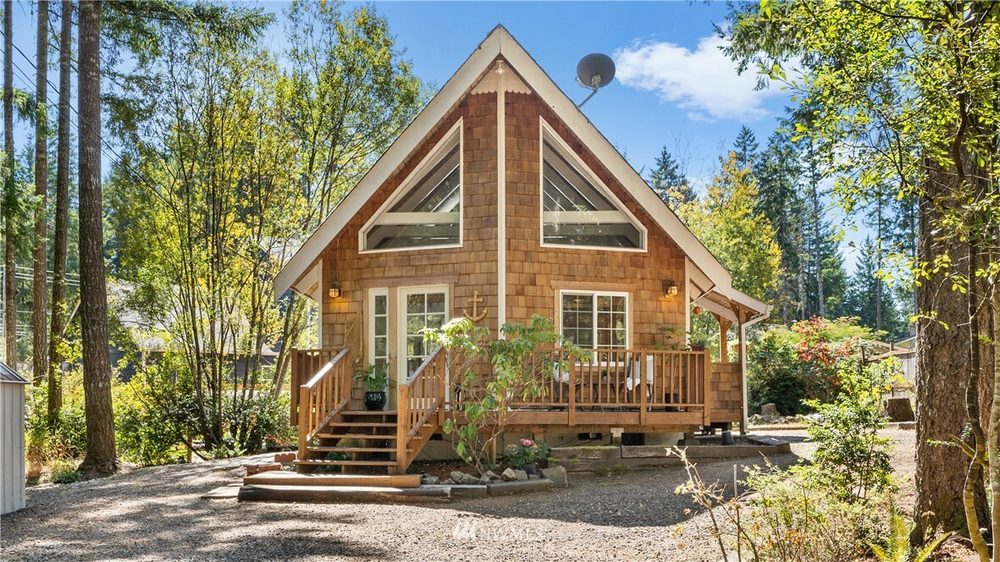 A Frame Bungalow in Shelton