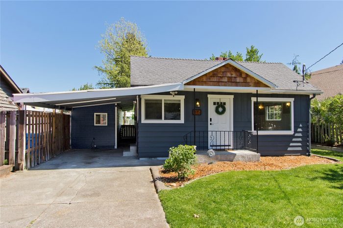 Lead image for 315 16th Street SW Puyallup