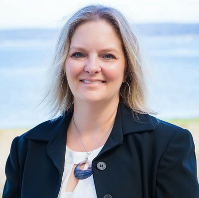 Professional Headshot of Deborah Bonneville