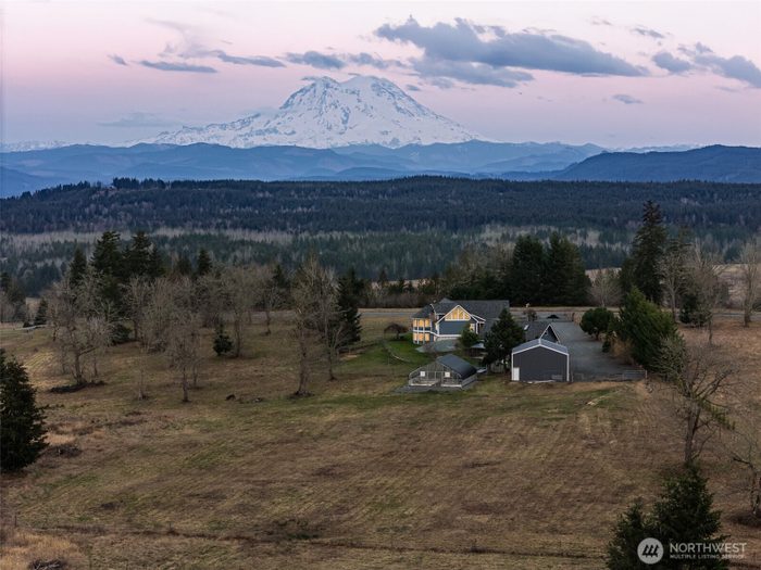 Lead image for 44010 14th Avenue E Eatonville