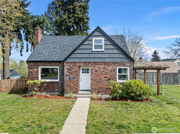Lead image for 2709 N Mason Avenue Tacoma