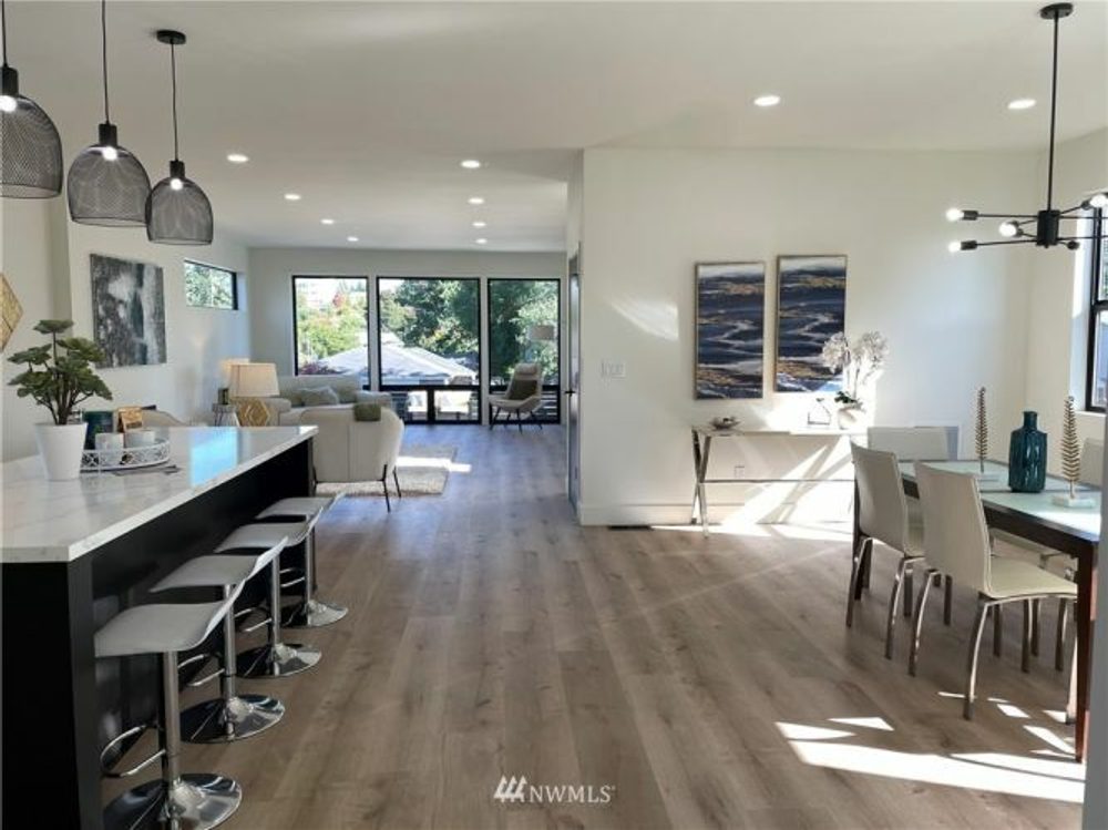 Modern University Place Home living