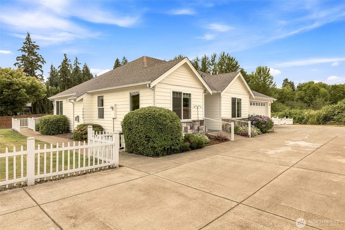 Lead image for 3204 20th Street SW Puyallup