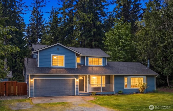 Lead image for 1719 Hemlock Drive Camano Island
