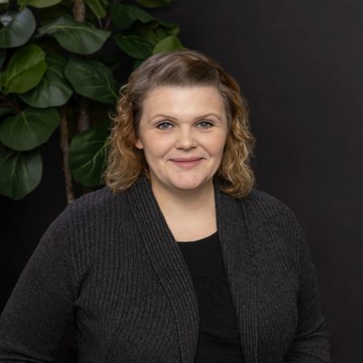 Professional Headshot of Lonie McBrayer