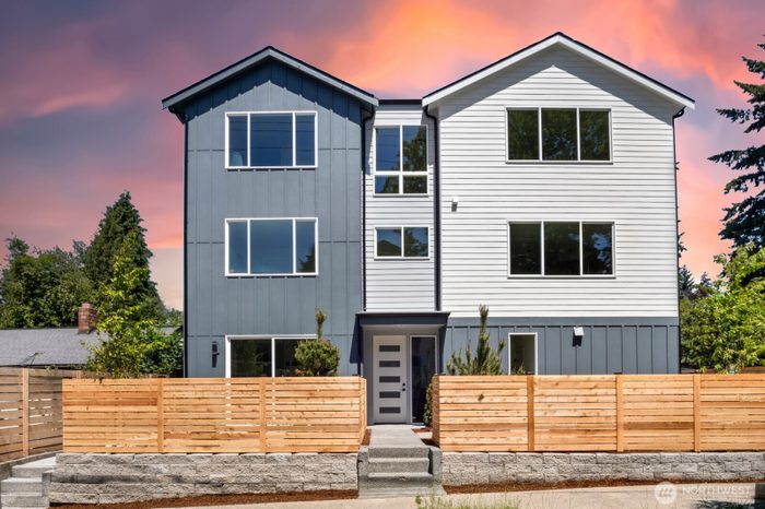 Lead image for 332 NE 90th Street Seattle