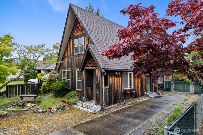 Lead image for 401 7th Street NW Puyallup