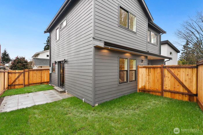 Lead image for 7340 B 40th Avenue NE Seattle