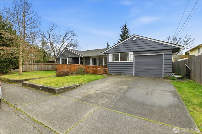 Lead image for 924 7th Avenue NW Puyallup