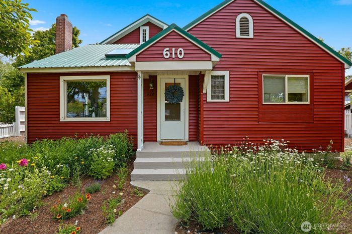 Lead image for 610 N Sampson Street Ellensburg
