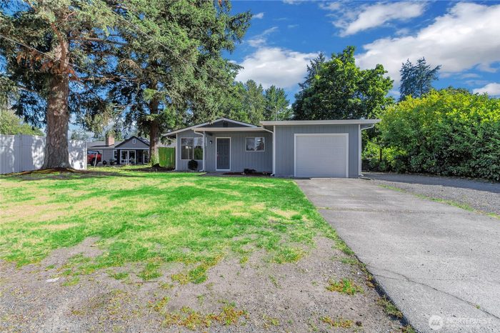 Lead image for 970 Johns Road E Tacoma
