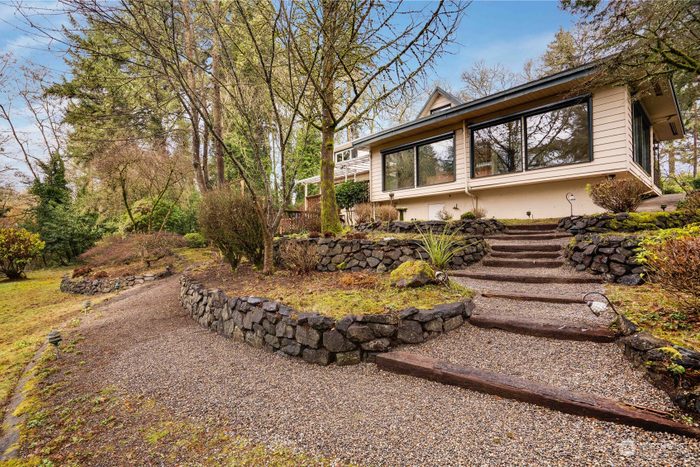 Lead image for 10428 Meadow Road SW Lakewood