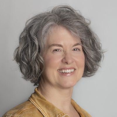 Professional Headshot of Denice Jentlie