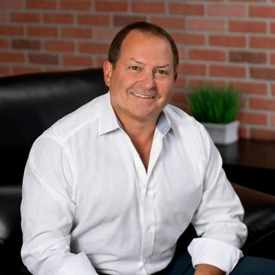 Professional Headshot of Peter Filmer