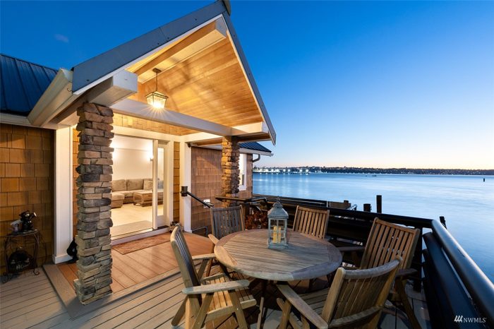 Lead image for 4606 Marine View Drive Tacoma