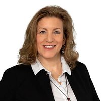 Professional Headshot of Diane Gilmore