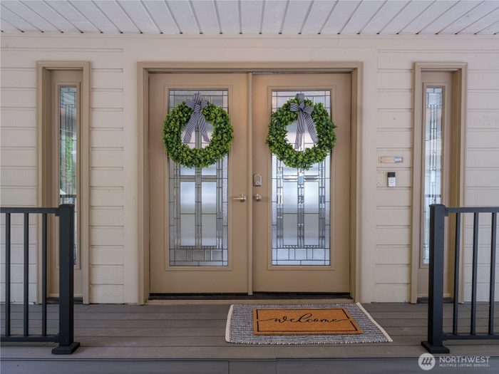 Lead image for 15245 260th Avenue SE Issaquah