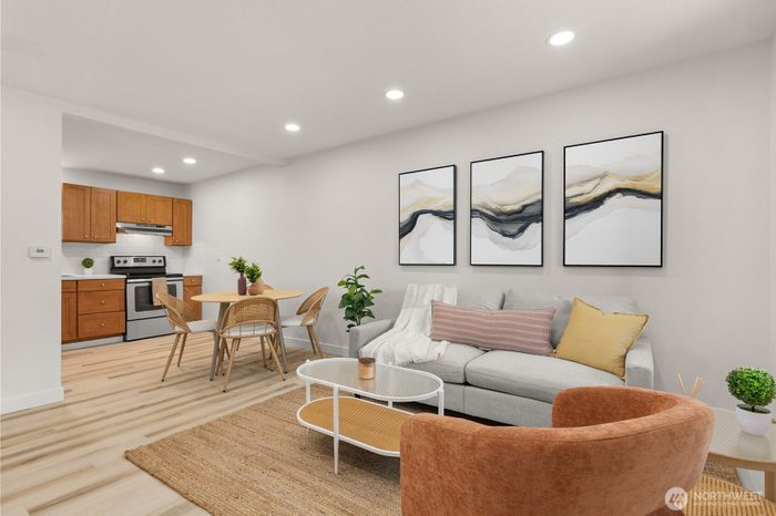 Lead image for 617 140th Street S #6 Tacoma