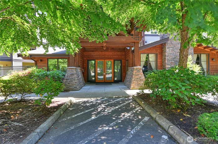 Lead image for 18707 SE Newport Way #303 Issaquah