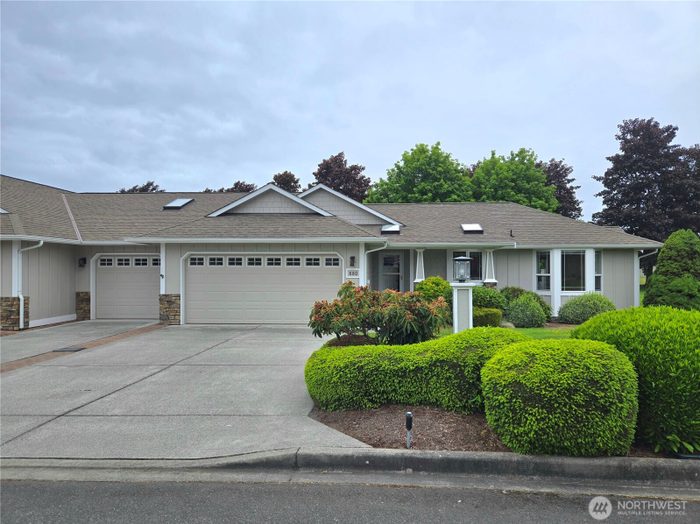 Lead image for 880 N Minstrel Road Sequim