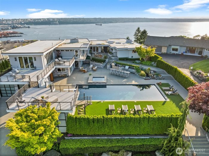 Lead image for 3404 Shorecliff Drive NE Tacoma